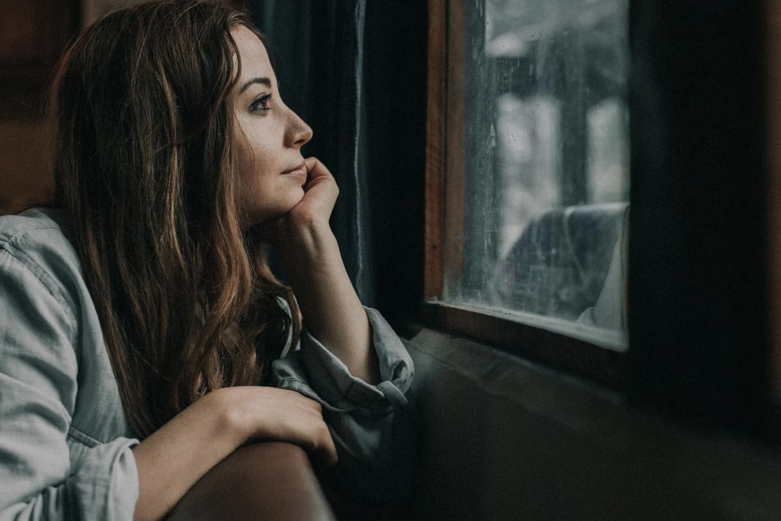 Introvert Bukan Berarti Pemalu: Meluruskan Soal Sumber Energi