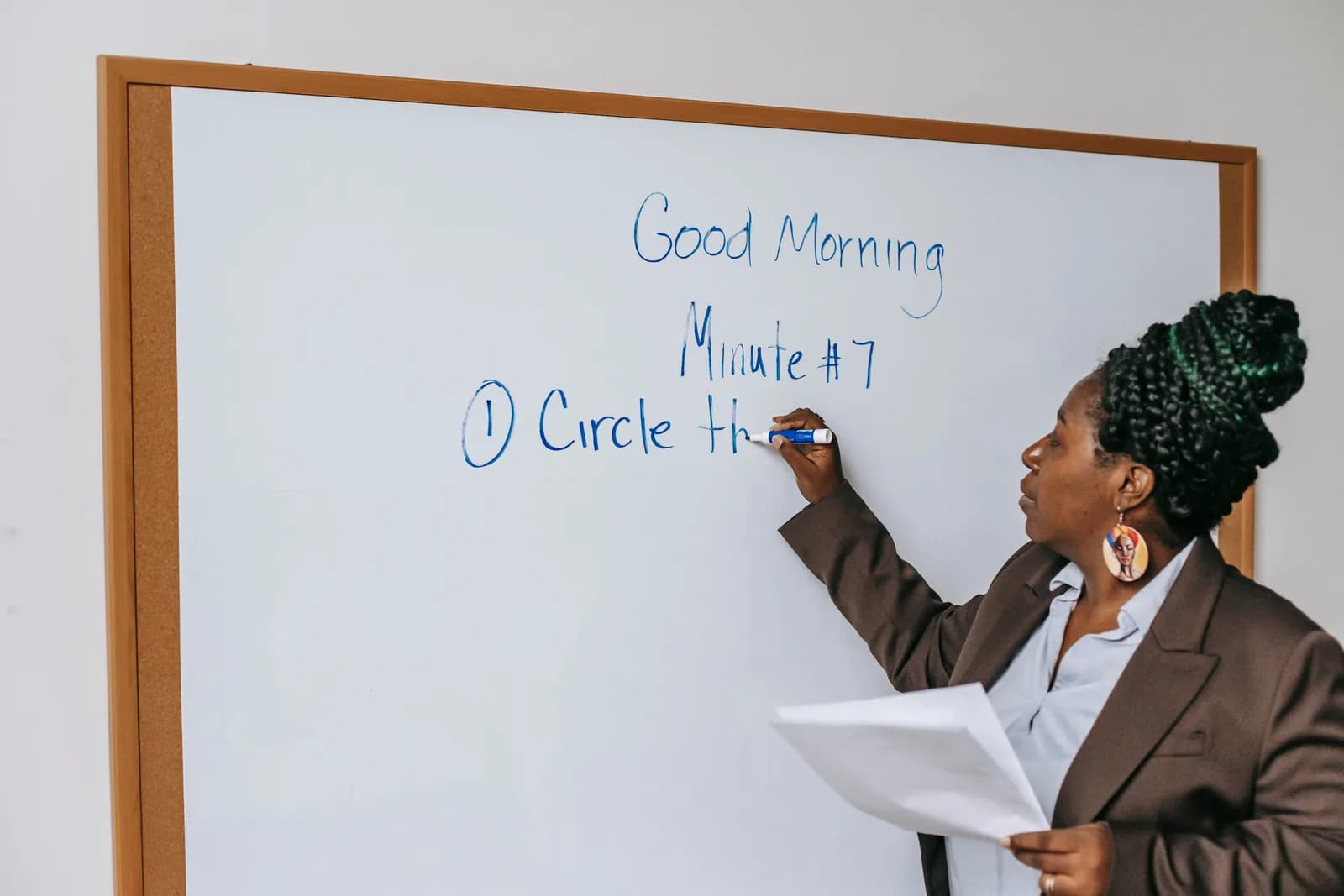 Workshop Guru: Mengajar Lima Mesin dalam Satu Kelas